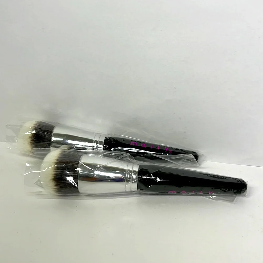 Mally Foundation Brush full size (2pc)